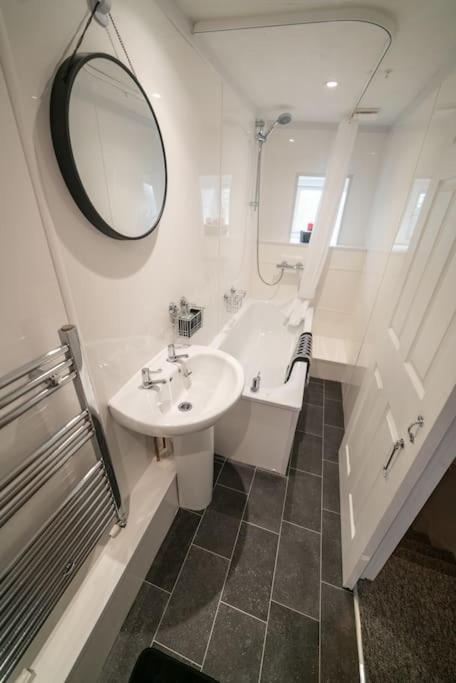 Holiday home 2 Bed Sleeps 4 Town House *